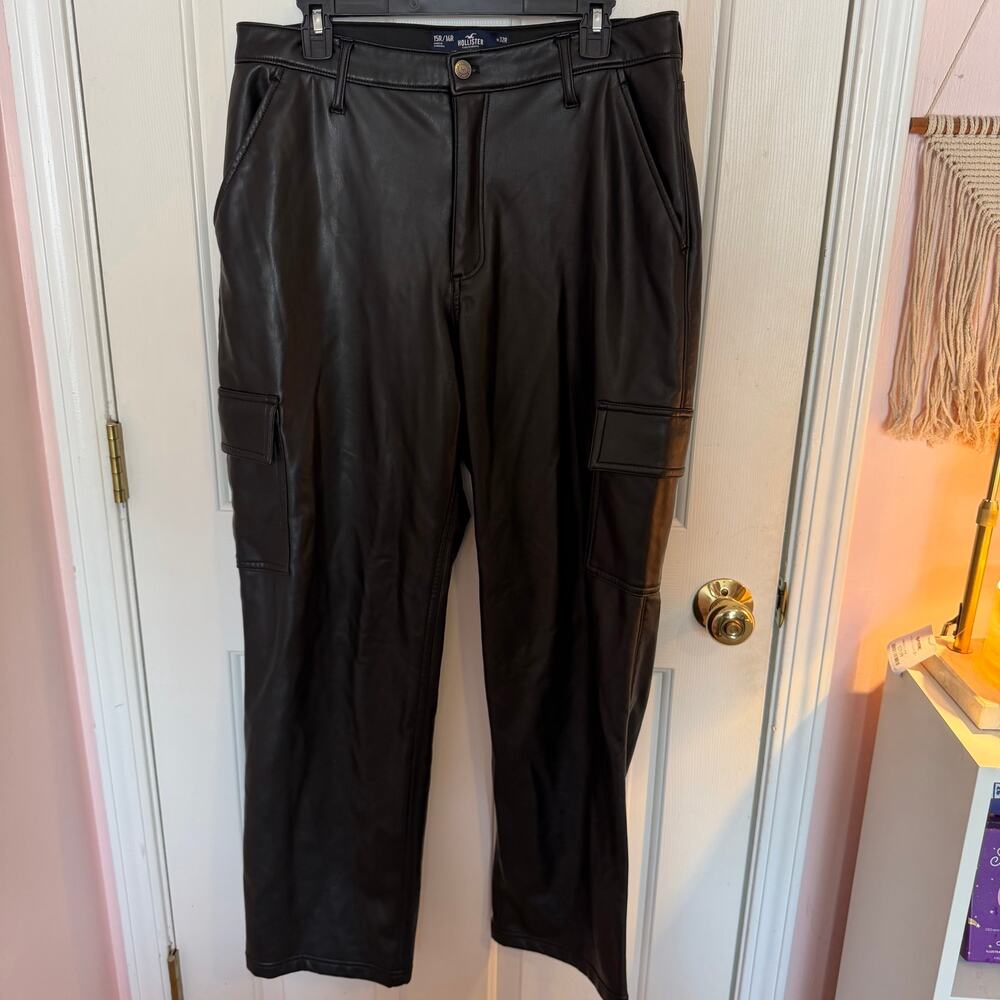 Hollister Black Cargo Leather Pants Women's 32 Waist Size 15/14